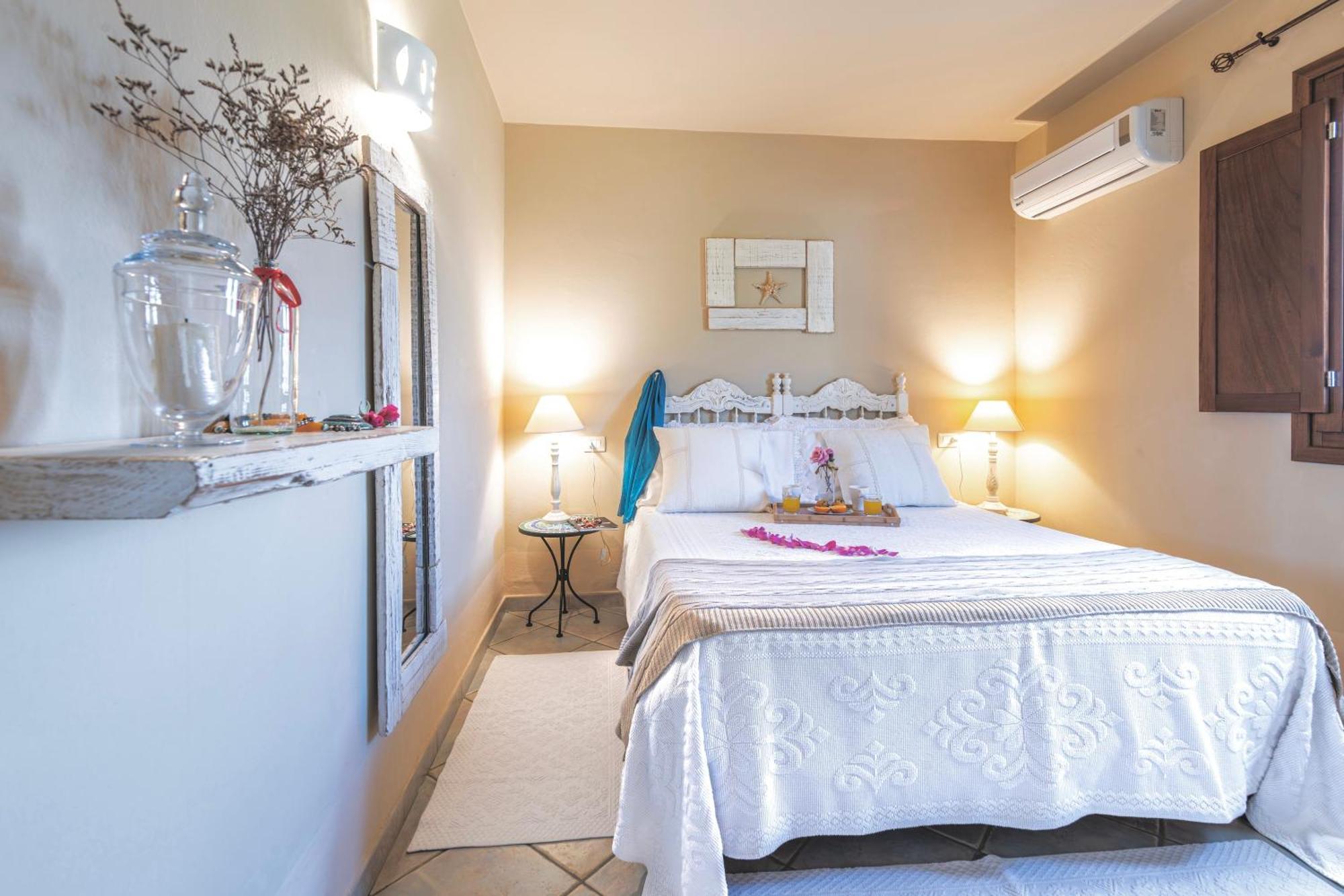 La Dimora Di Amaranta Apartment Бая Сардиния Екстериор снимка